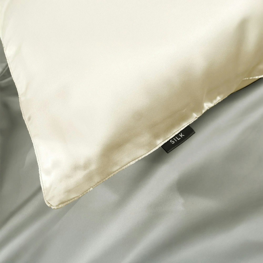 Ardor Home Luxurious Mulberry Silk Pillowcase Feature 2