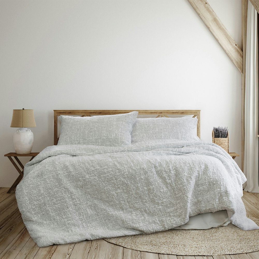 Ardor Boudoir Norfolk Comforter Set