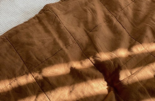 Bambury French Flax Linen Quilted Coverlet Feature 2