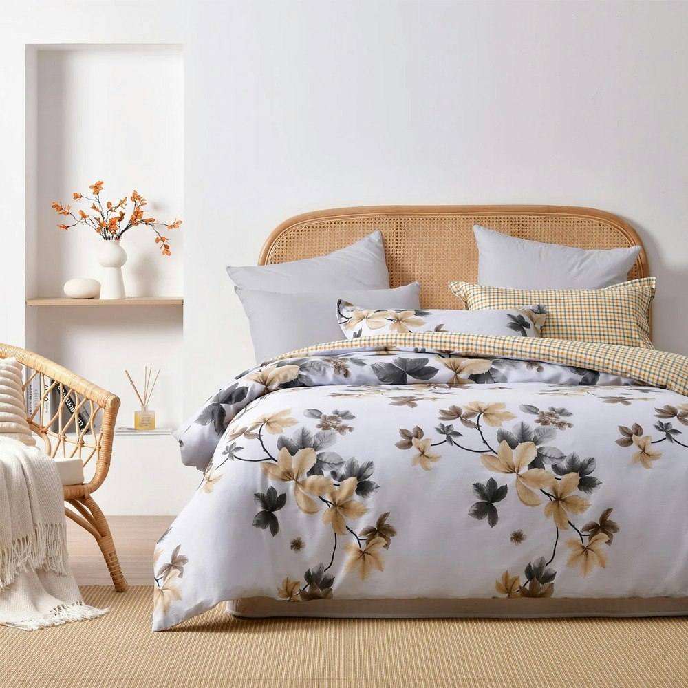 Dreamaker Augusta 100% Cotton Reversible Quilt Cover Set