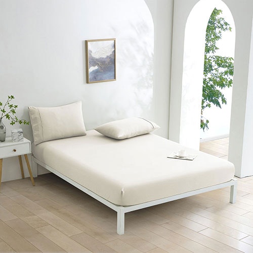 Cream colour