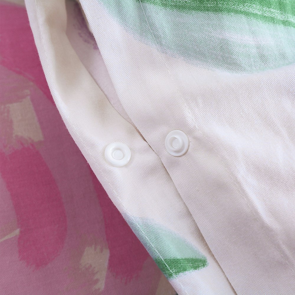 Button Closures on Quilt cover