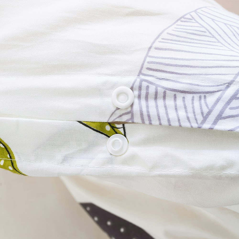 Button Closures on Quilt cover