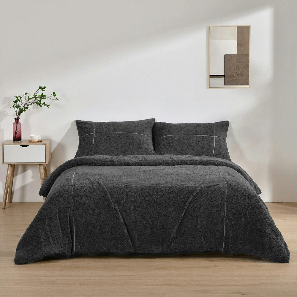 Dreamaker Jasper Teddy Fleece Quilt Cover Set