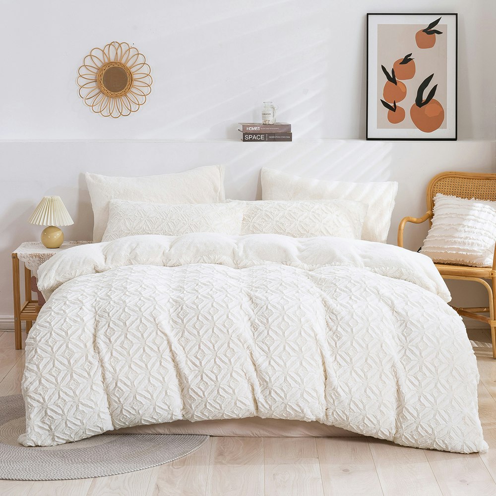 Geometric Embossed in Cream