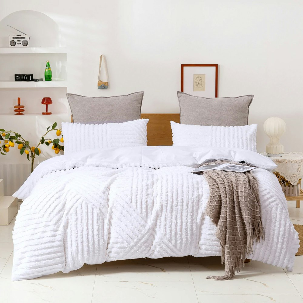 Dreamaker Tufted Washed Vintage Cotton Quilt Cover Set