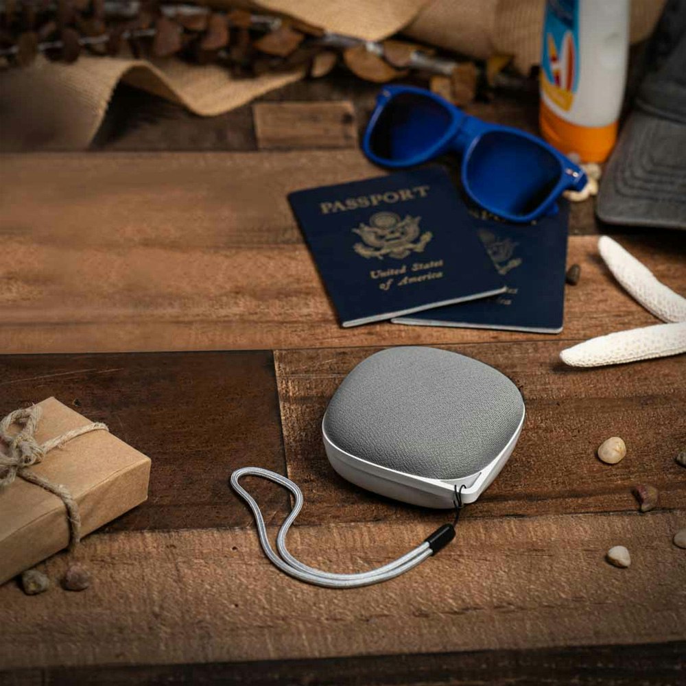 Marpac YogaSleep Travelcube Sound Machine Lifestyle 1