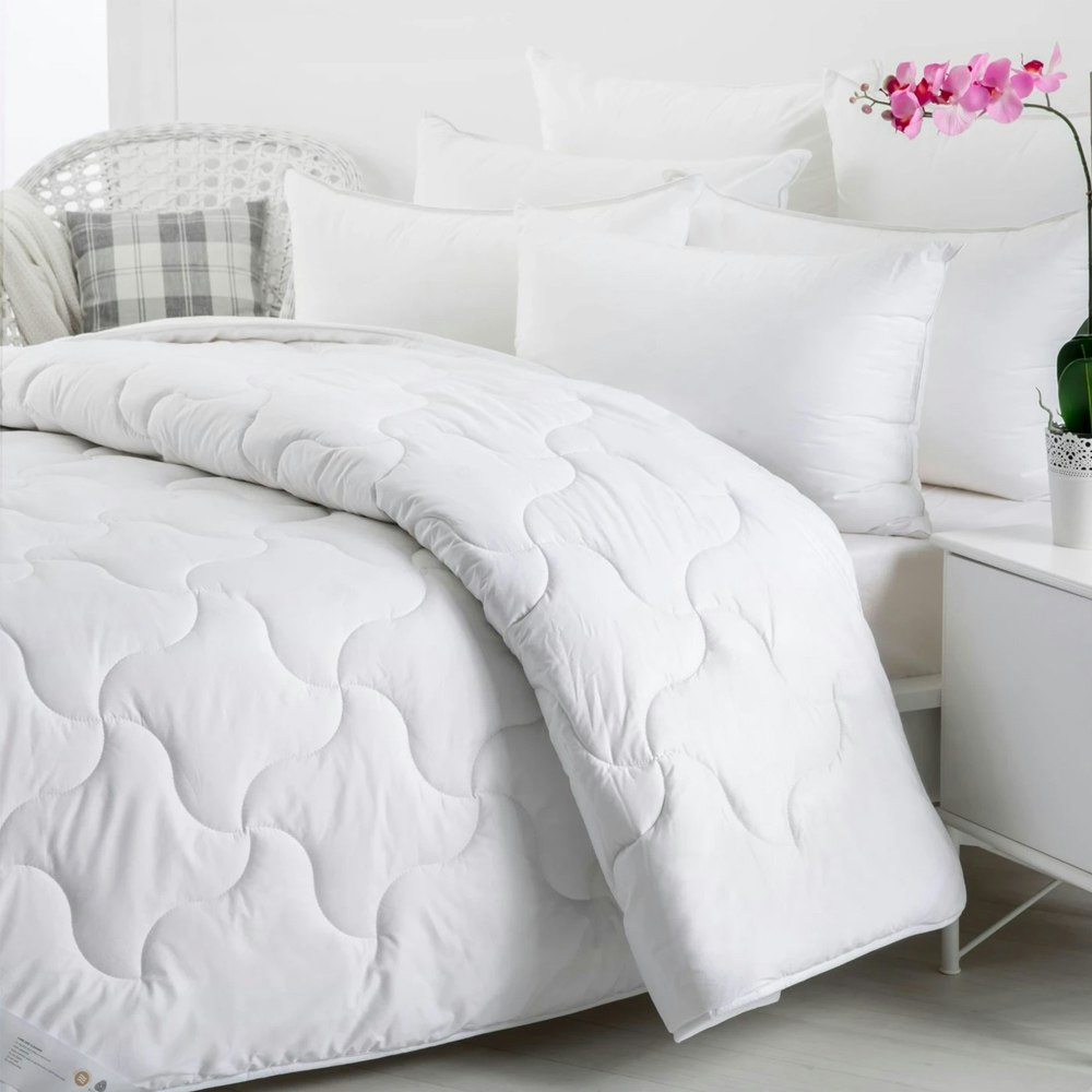 Wooltara Imperial Luxury Washable Winter Alpaca Blend Wool Quilt Packaging