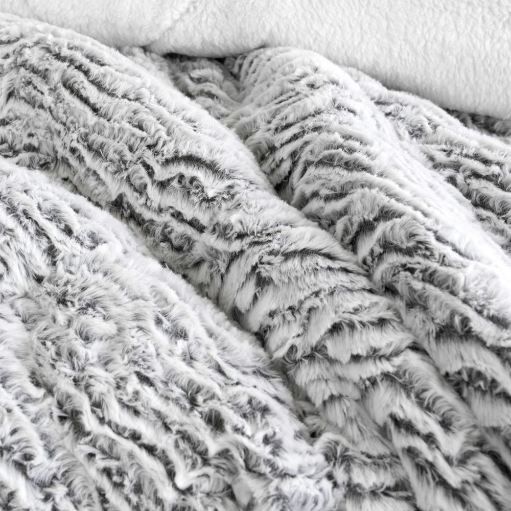 Ardor Boudoir Faux Fur Comforter Set