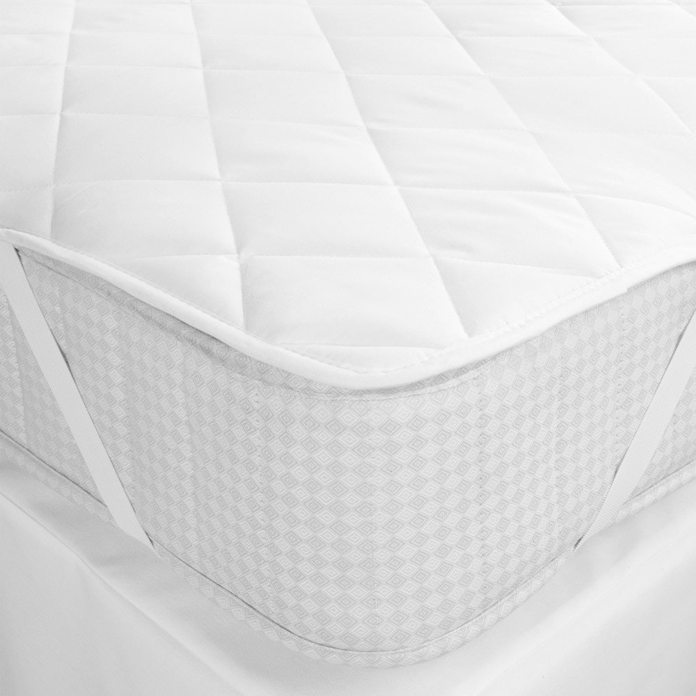 Abercrombie & Ferguson Quilted Mattress Protector with straps Actual