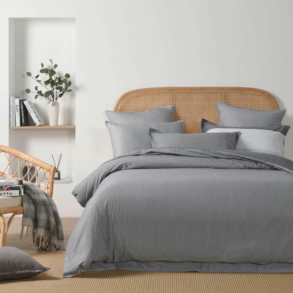 Dreamaker Artarmon 100% Cotton Reversible Quilt Cover Set
