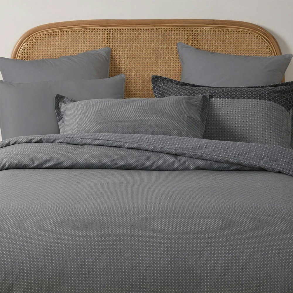 Dreamaker Aster 100% Cotton Reversible Quilt Cover Set
