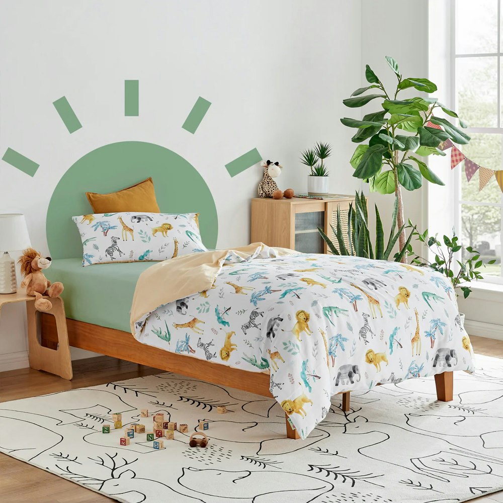 Jack & Ava At The Zoo Quilt Cover Set