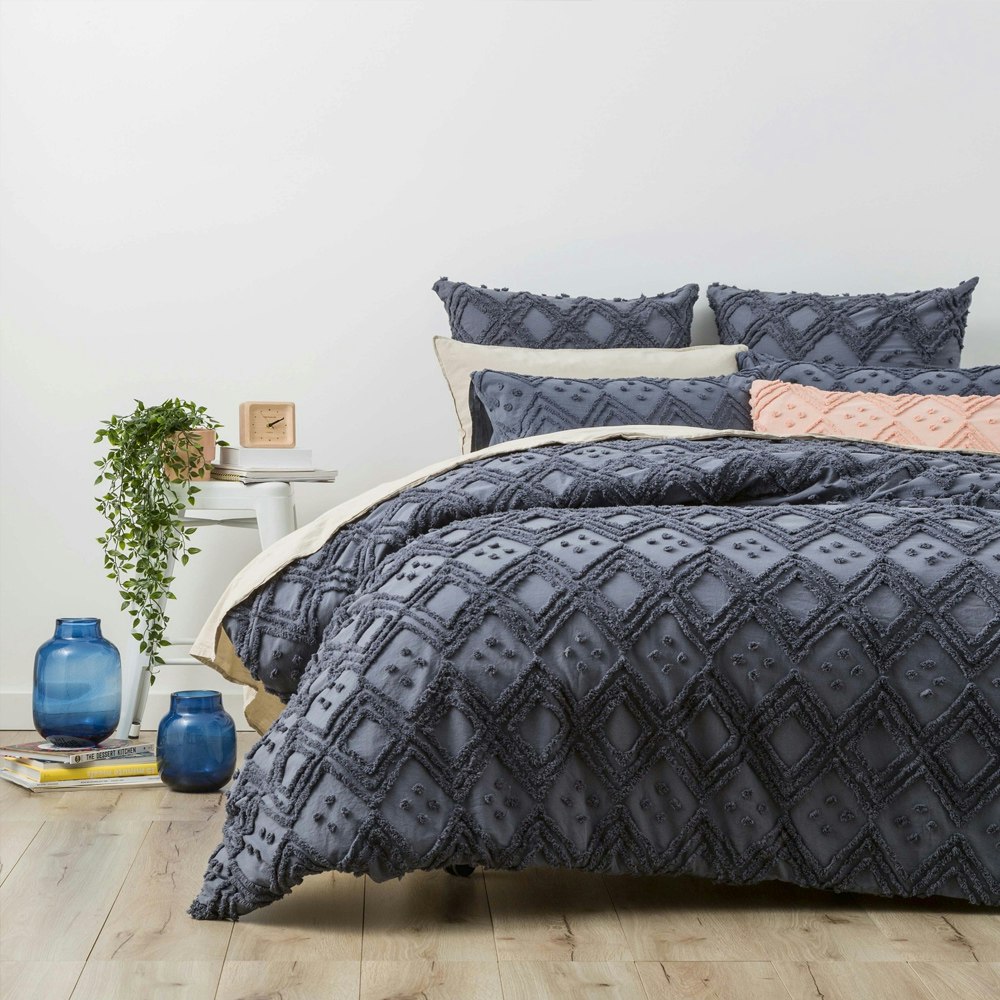 Park Avenue Medallion Cotton Vintage Washed Tufted Quilt Cover Set Blue
