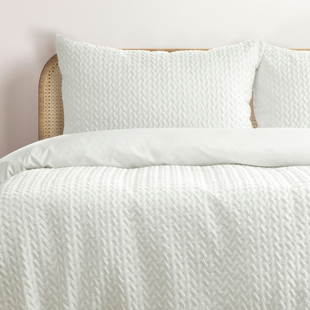Ardor Boudoir Bondi Embossed Quilt Cover Set White