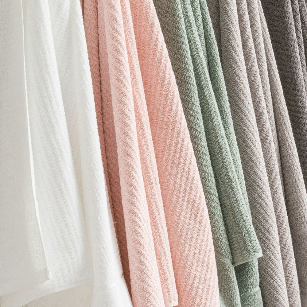 Renee Taylor Cambridge Textured Cotton Bath Towels