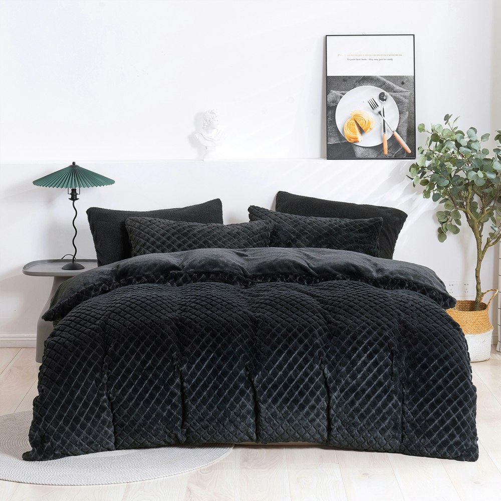 Dreamaker Teddy Fleece Embossed Quilt Cover Set