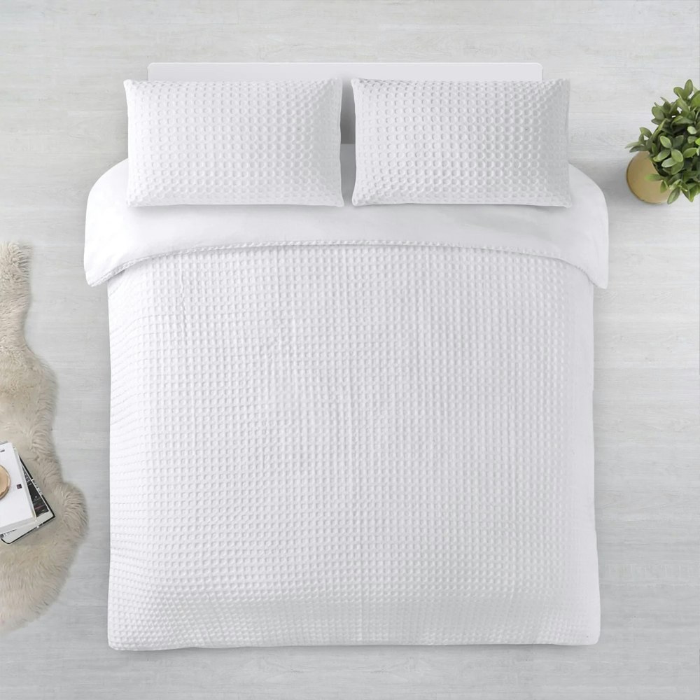 Dreamaker Cotton Waffle Quilt Cover Set White
