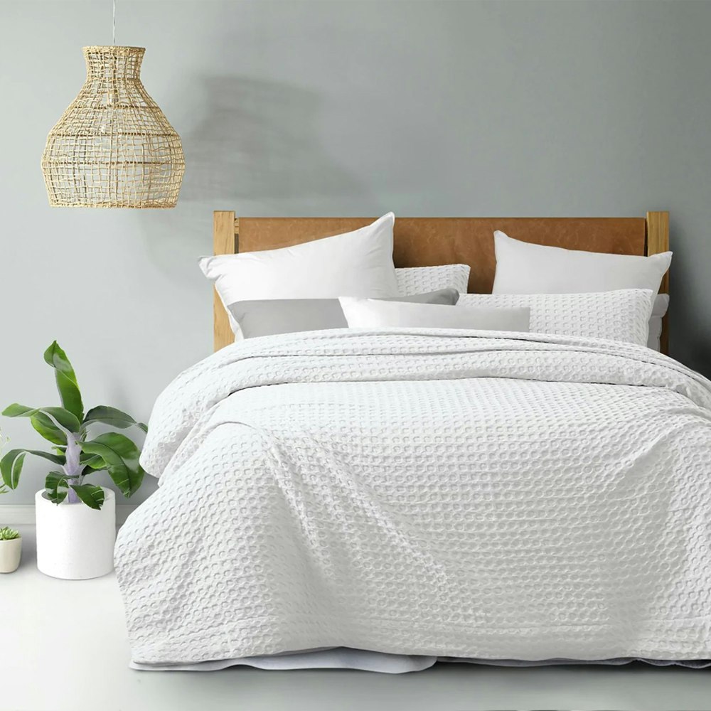 Dreamaker Cotton Waffle Quilt Cover Set White