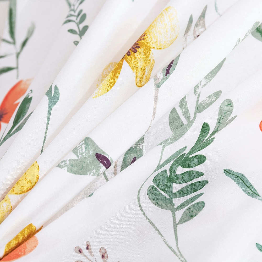 Dreamaker Cotton Printed Daisy Quilt Cover Set