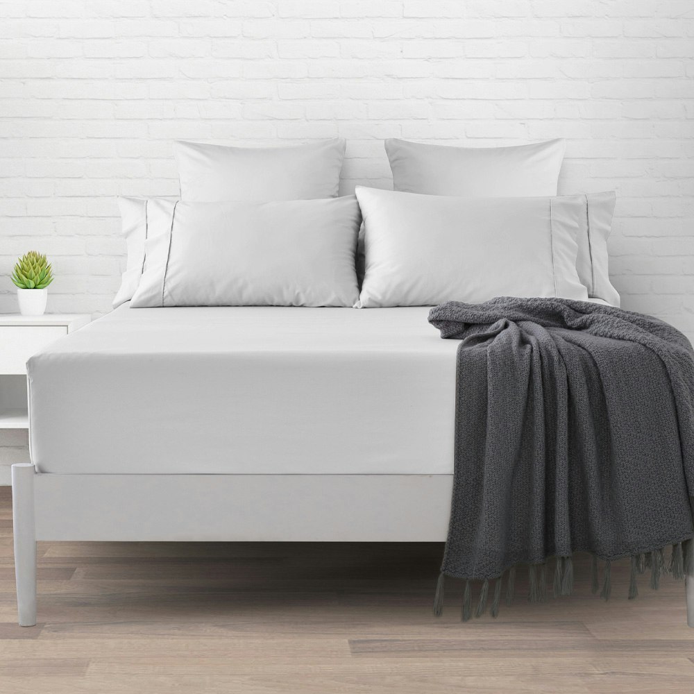 Dreamaker 500 Thread Count Cotton Sateen Fitted Sheet White