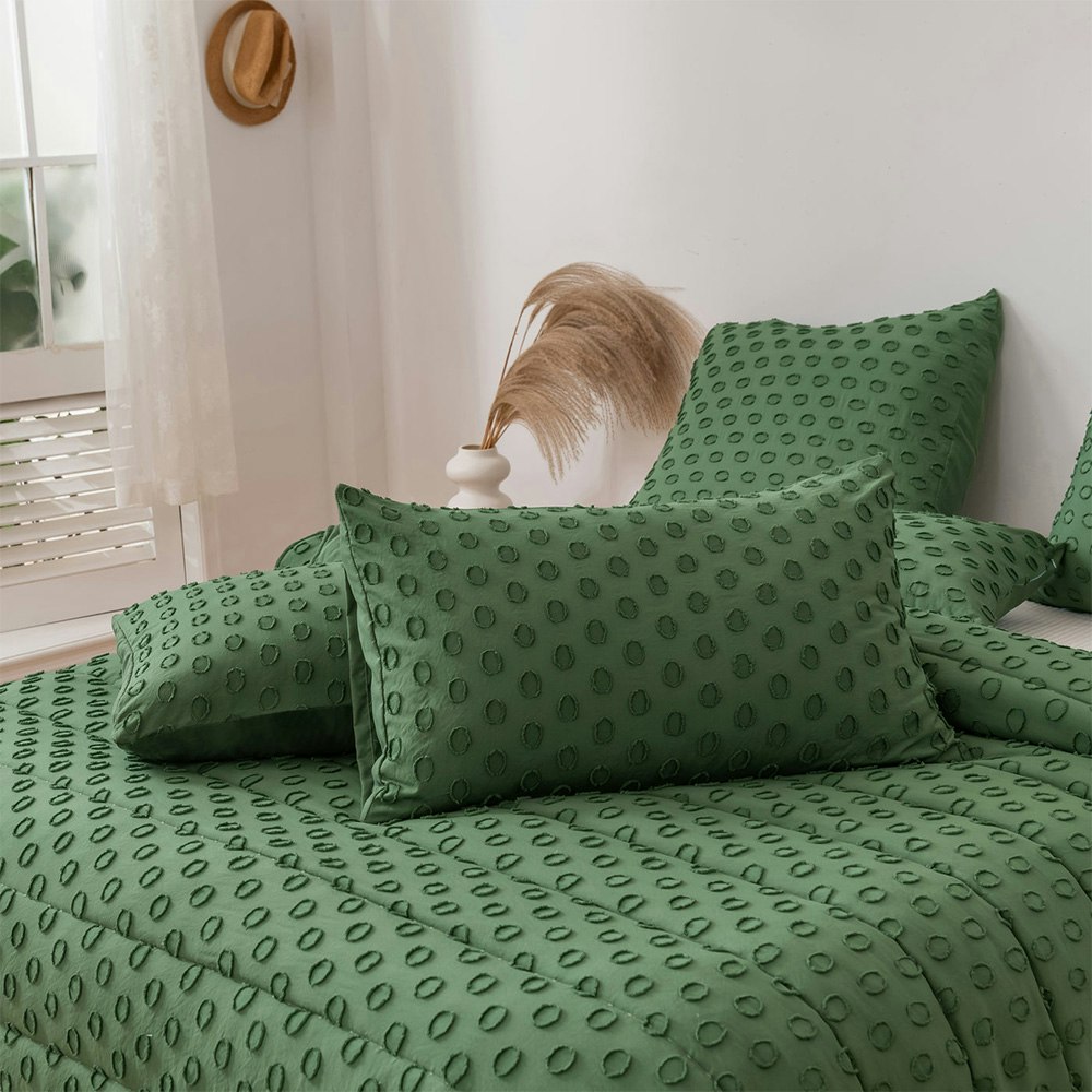 Dreamaker Haven Spot 6 Piece Comforter Set Eden 4