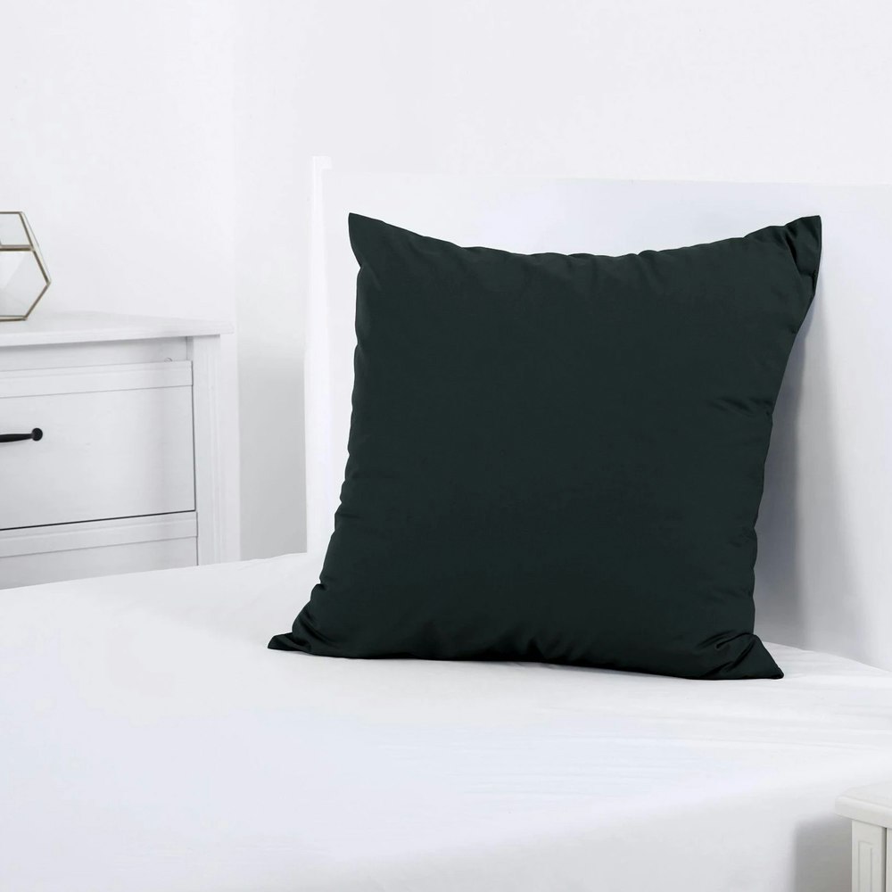 Dreamaker 250 Thread Count European Pillowcase