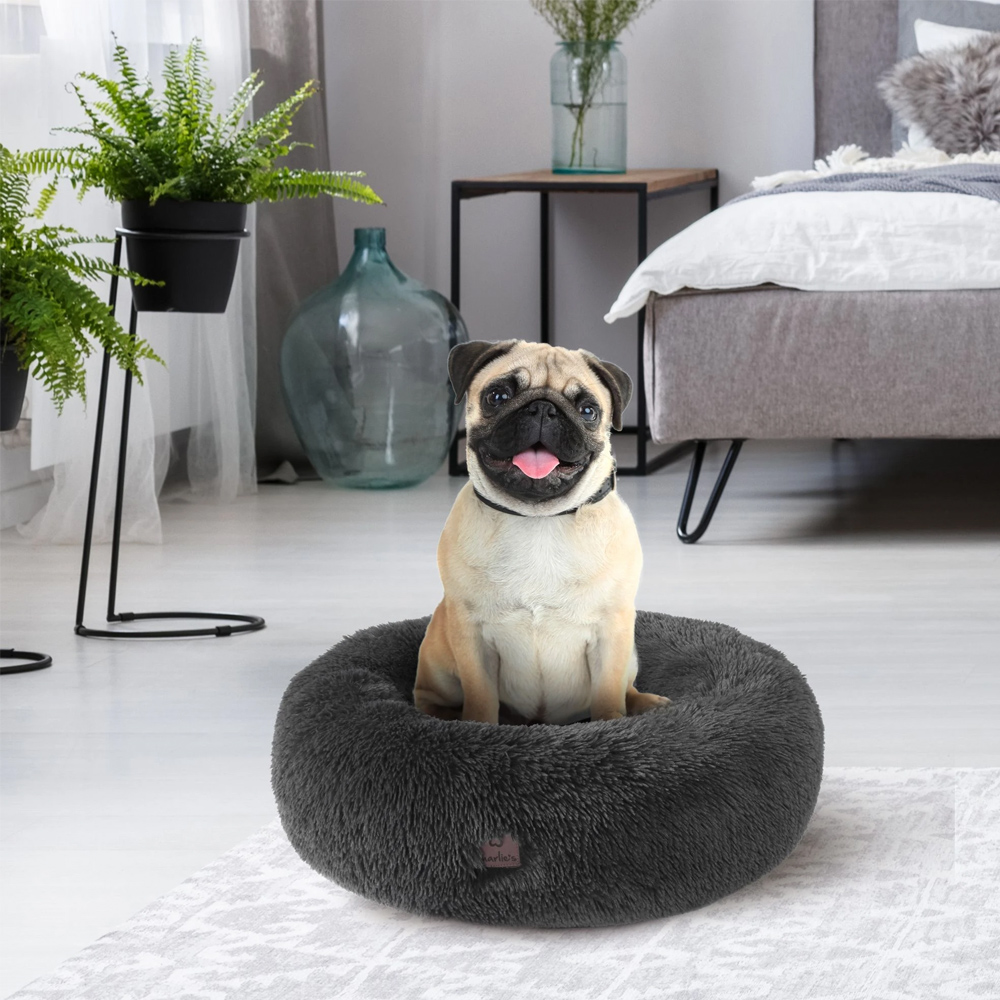 Charlie s Shaggy Faux Fur Calming Dog Bed