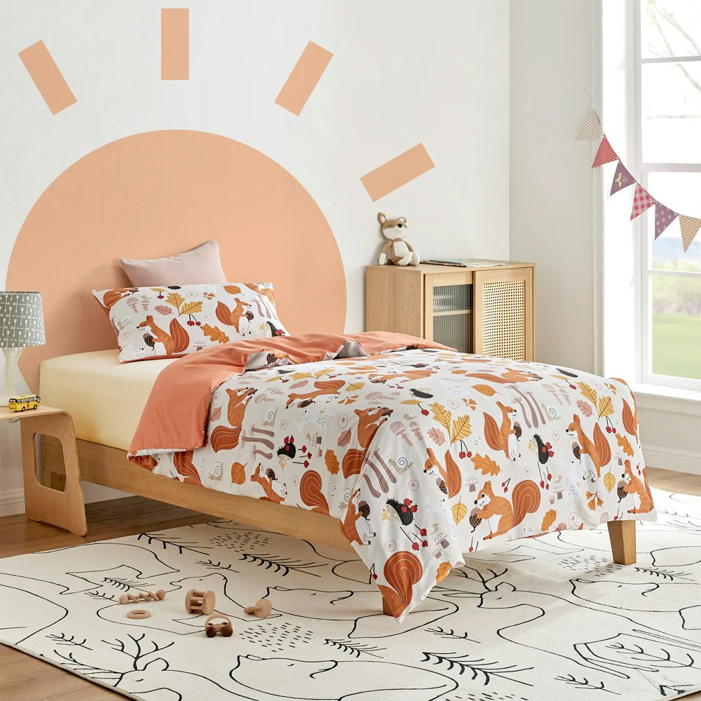 Jack & Ava Find a Squirrel Quilt Cover Set