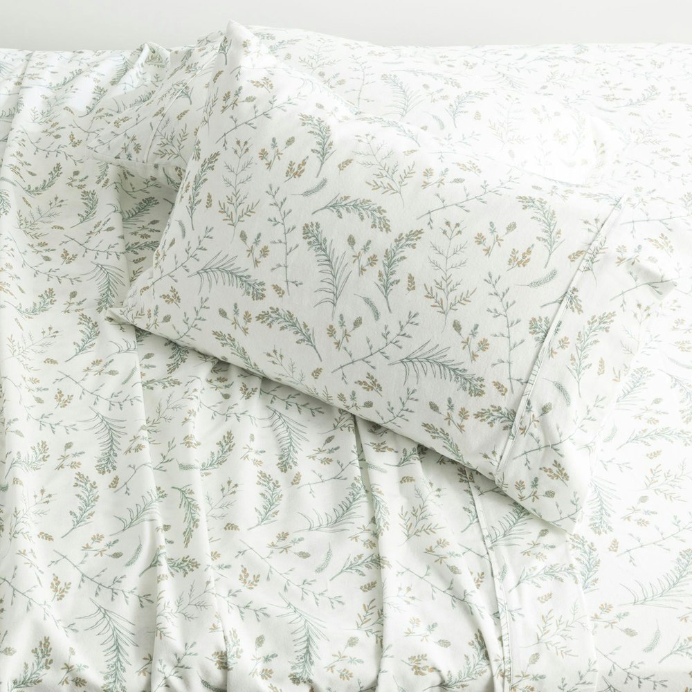 Park Avenue Hakea 175 GSM Egyptian Cotton Flannelette Sheet Set