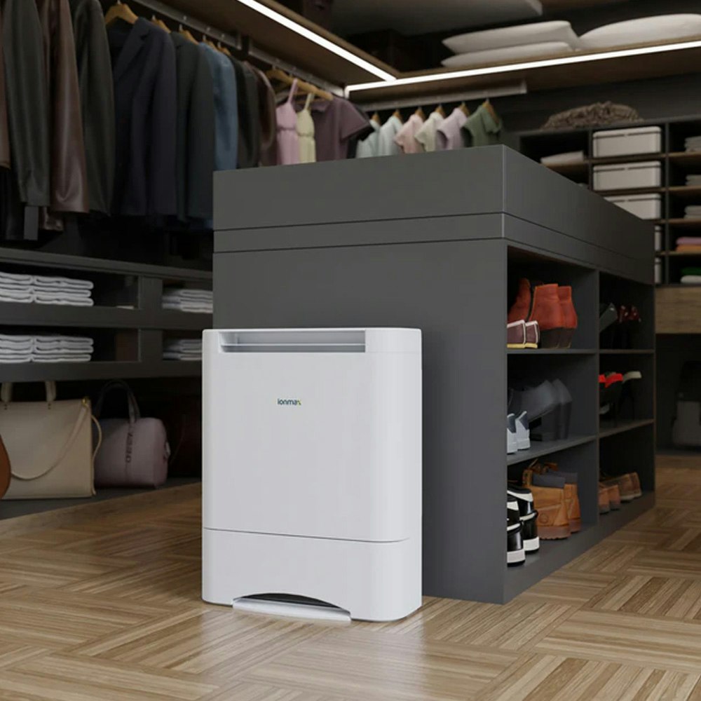 Ionmax ION 632 Desiccant Dehumidifier Lifestyle