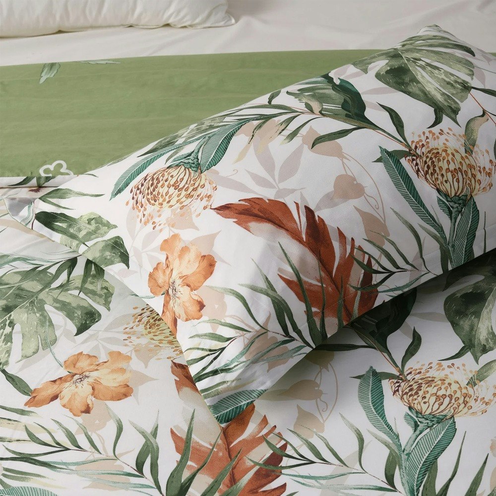 Dreamaker Isla 100% Cotton Reversible Quilt Cover Set
