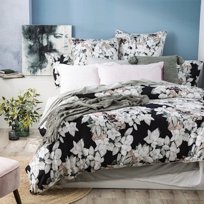 Renee Taylor Ivy 300 Thread Count Cotton Quilt Cover Set