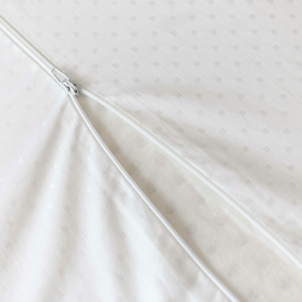 John Cotton Classic Talalay Latex Pillow Dual Contour Profile Inner Cover