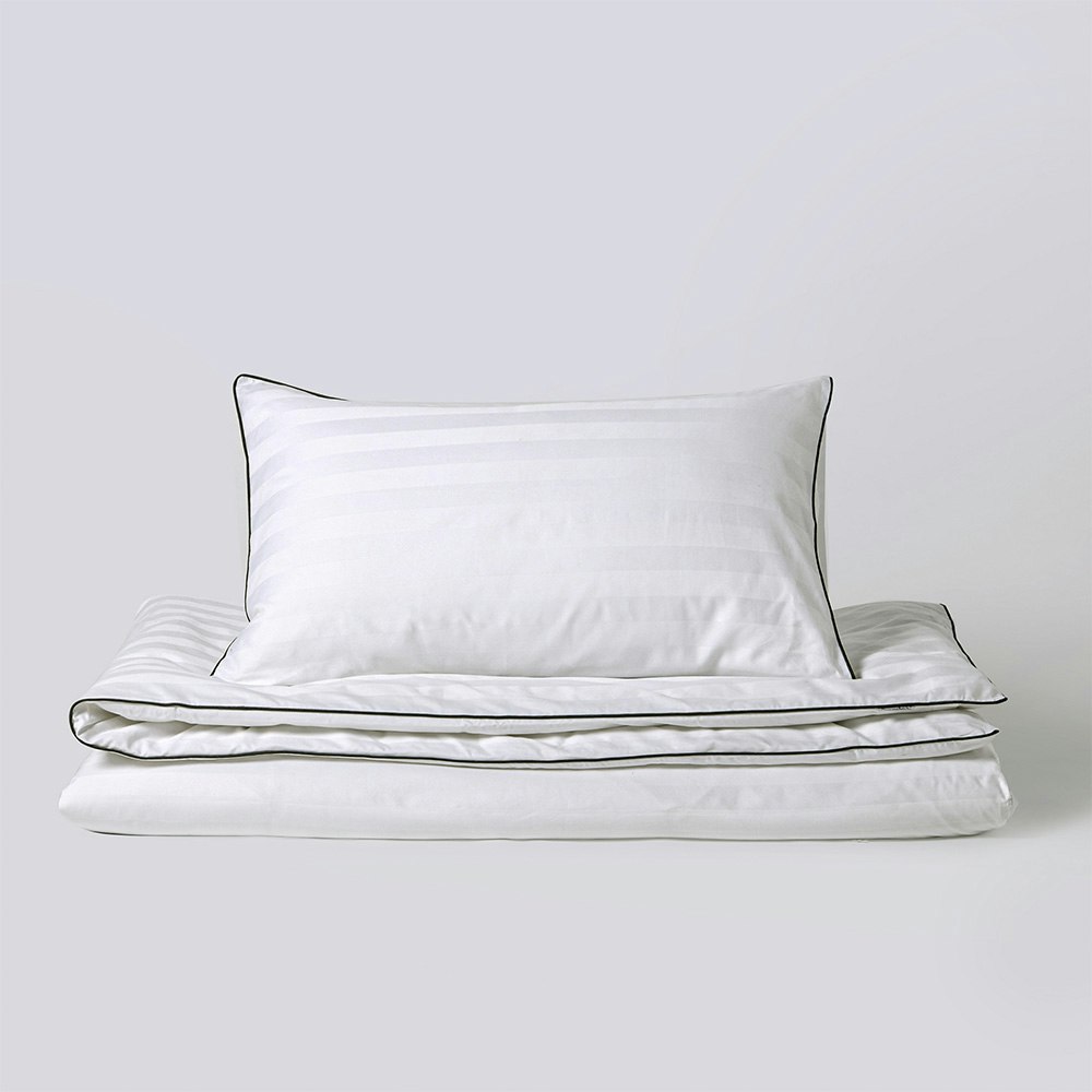 Dreamaker Kensington 600TC 100% Cotton Jacquard Stripe Quilt Cover Set White