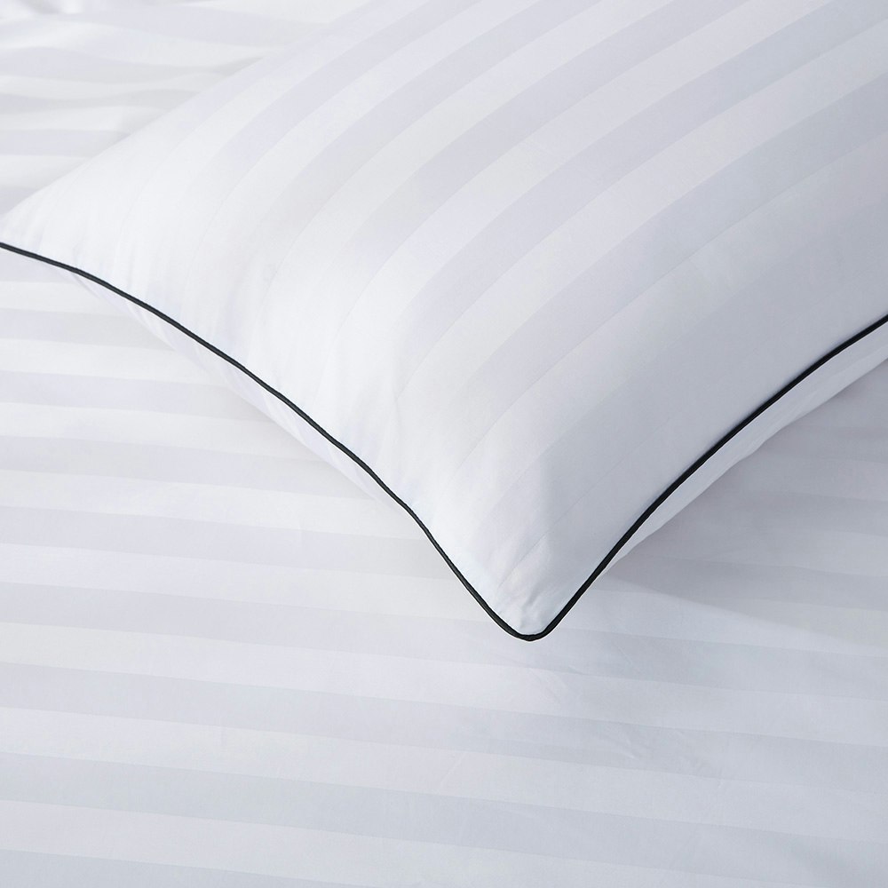 Dreamaker Kensington 600TC 100% Cotton Jacquard Stripe Quilt Cover Set White