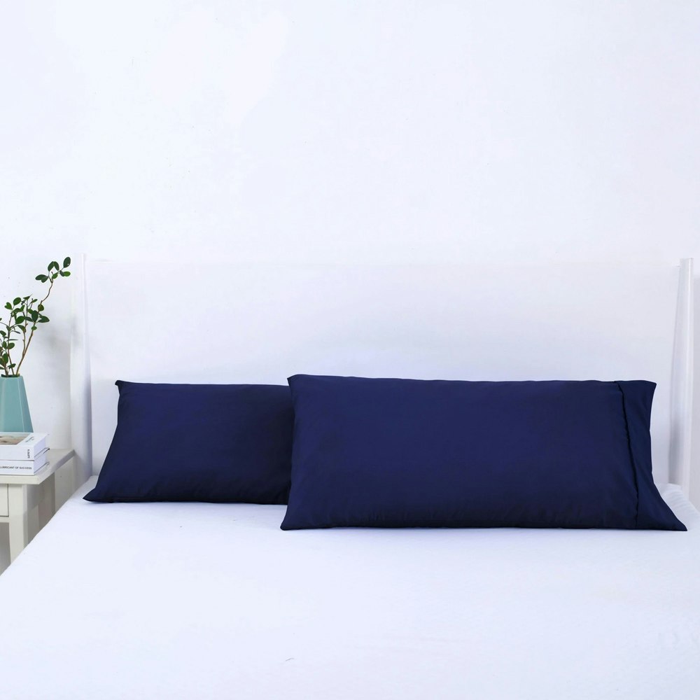 Dreamaker 250 Thread Count King Size Pillowcase
