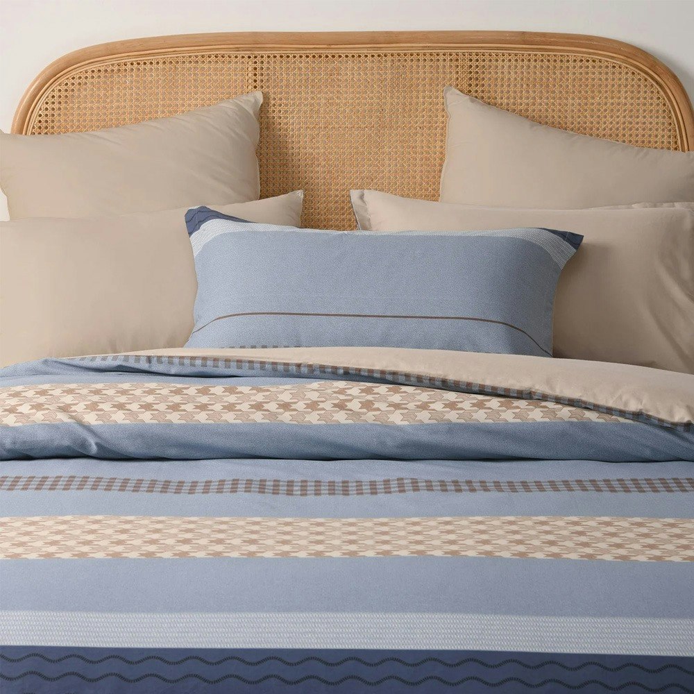 Dreamaker Kumiko 100% Cotton Reversible Quilt Cover Set Blue