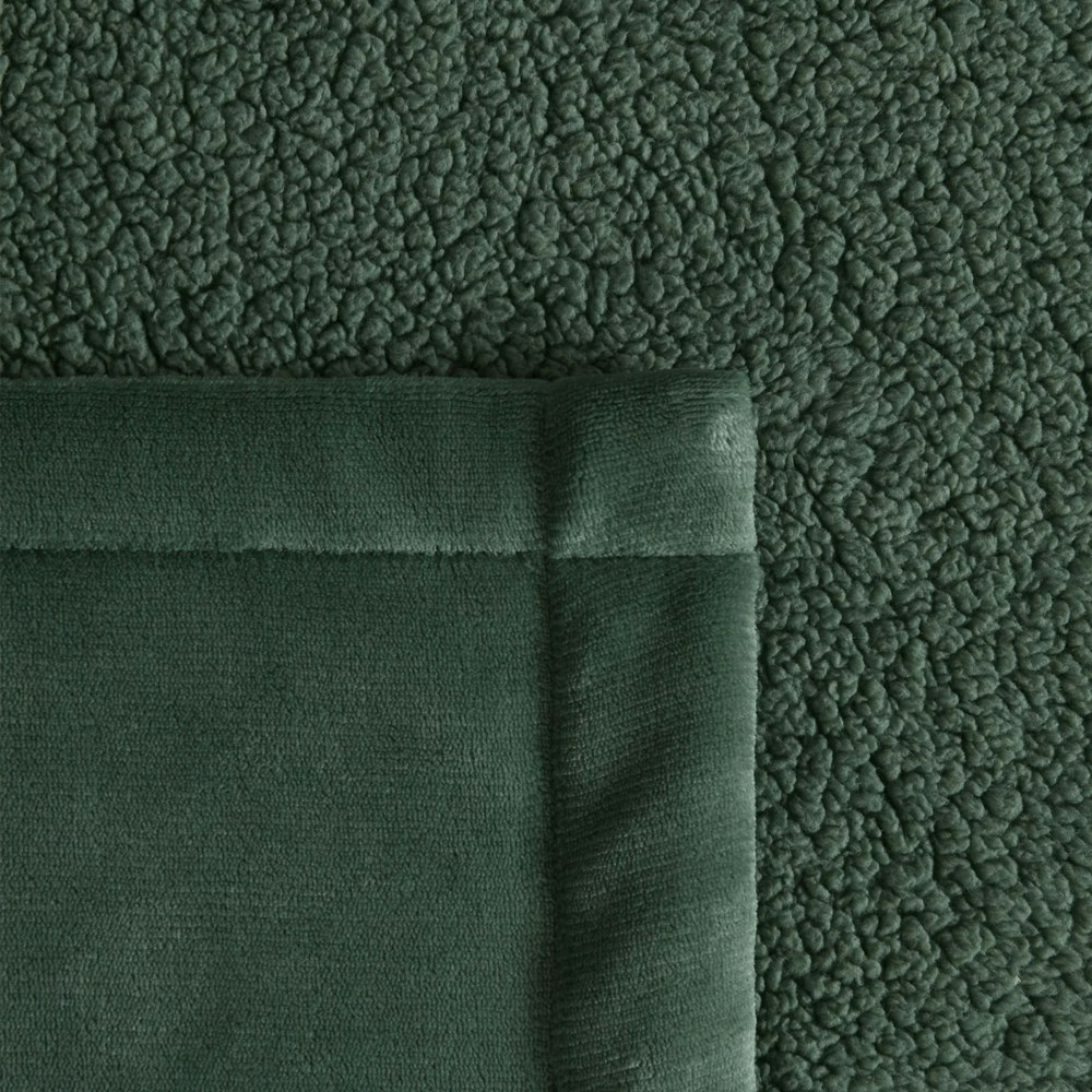 Serene Hudson Fleece and Sherpa Reverse 200 GSM Blanket