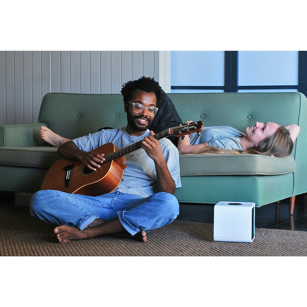 Evapolar evaLIGHT plus Evaporative Personal Air Cooler Lifestyle