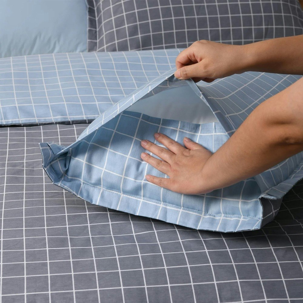 Dreamaker Luca 100% Cotton Reversible Quilt Cover Set Single Bed

