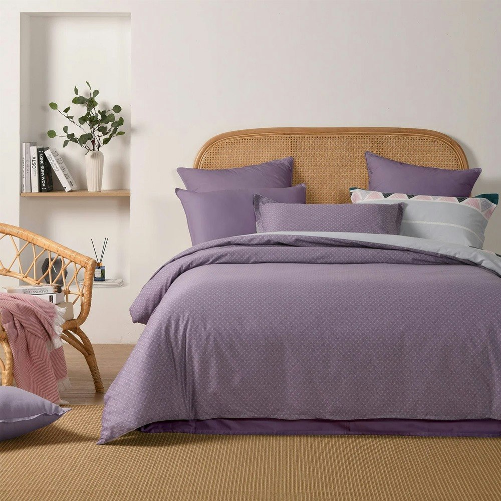 Dreamaker Maddison 100% Cotton Reversible Quilt Cover Set