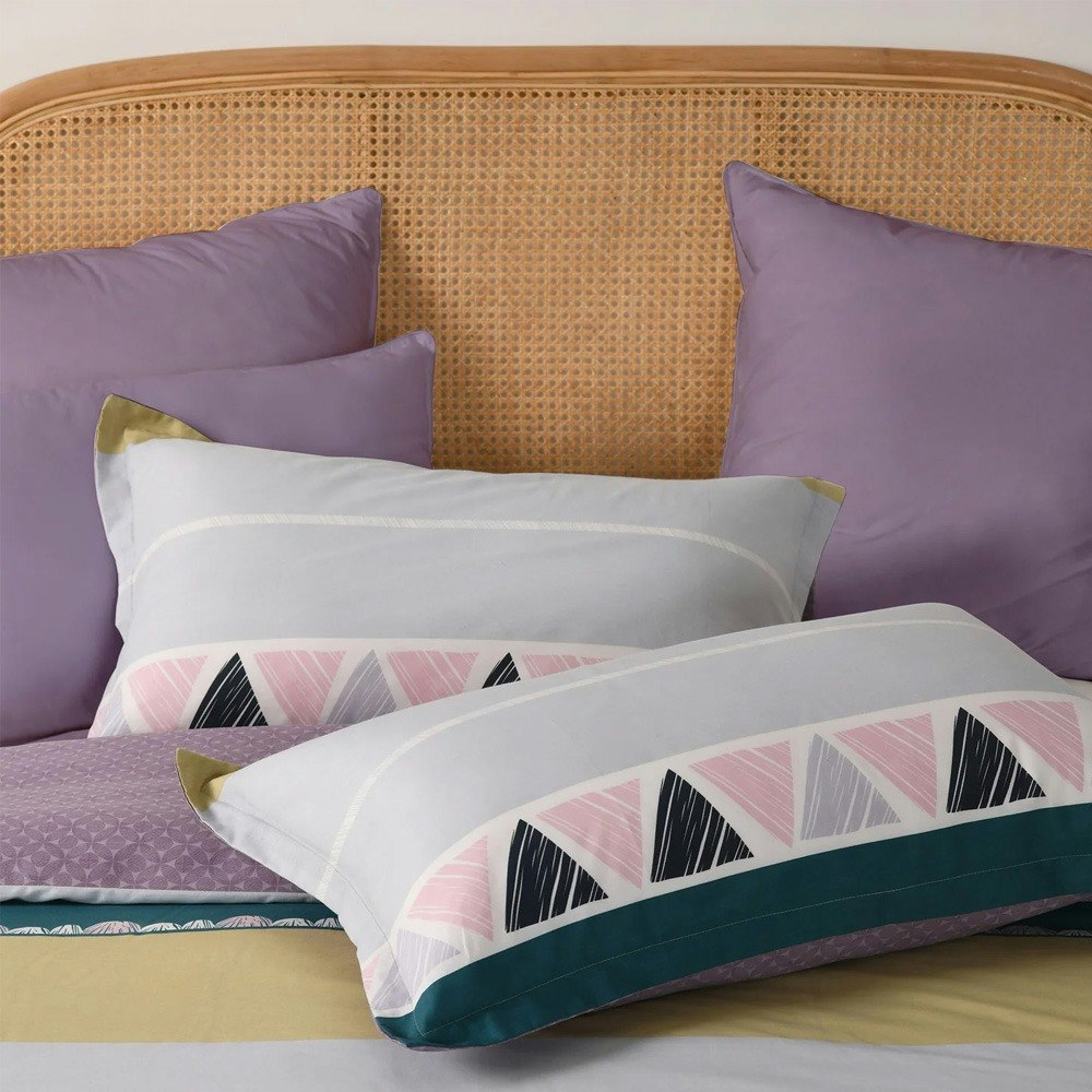Dreamaker Maddison 100% Cotton Reversible Quilt Cover Set