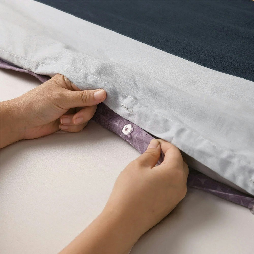 Dreamaker Maddison 100% Cotton Reversible Quilt Cover Set