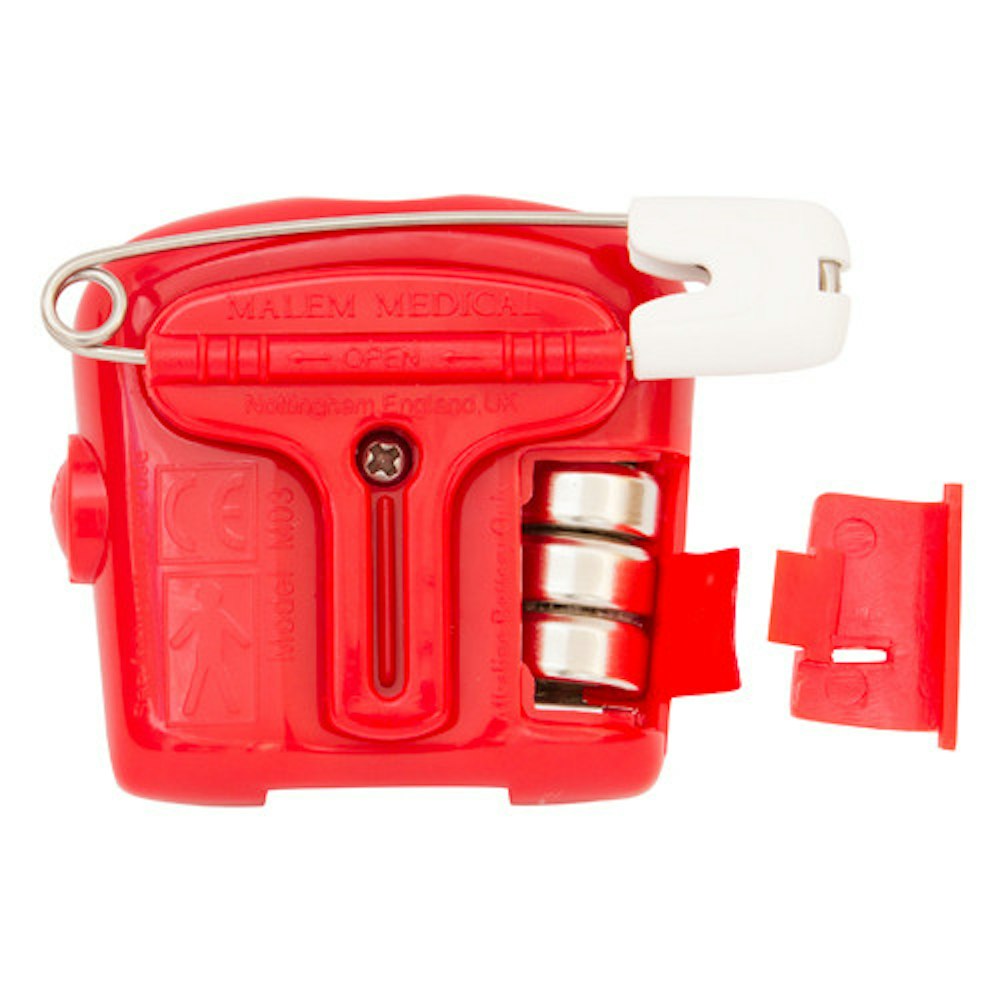 Malem_M03-Red-Compact_Bedwetting_Alarm_Front_BAtteries