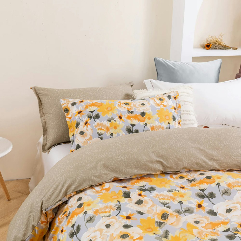 Dreamaker Marigold 100% Cotton Reversible Quilt Cover Set