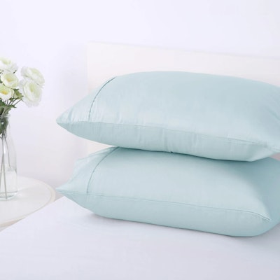Dreamaker 300 Thread Count Cotton Sateen Pillowcases Twin Pack Mint