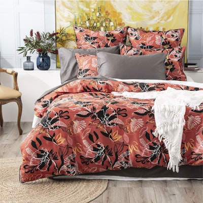 Renee Taylor Nora 300 Thread Count Cotton Quilt Cover Set