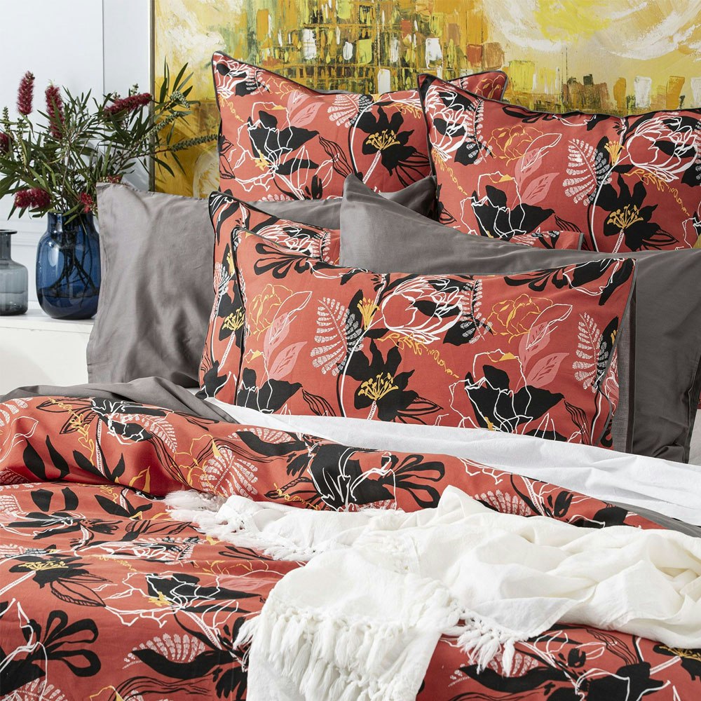 Renee Taylor Nora 300 Thread Count Cotton Quilt Cover Set 2
