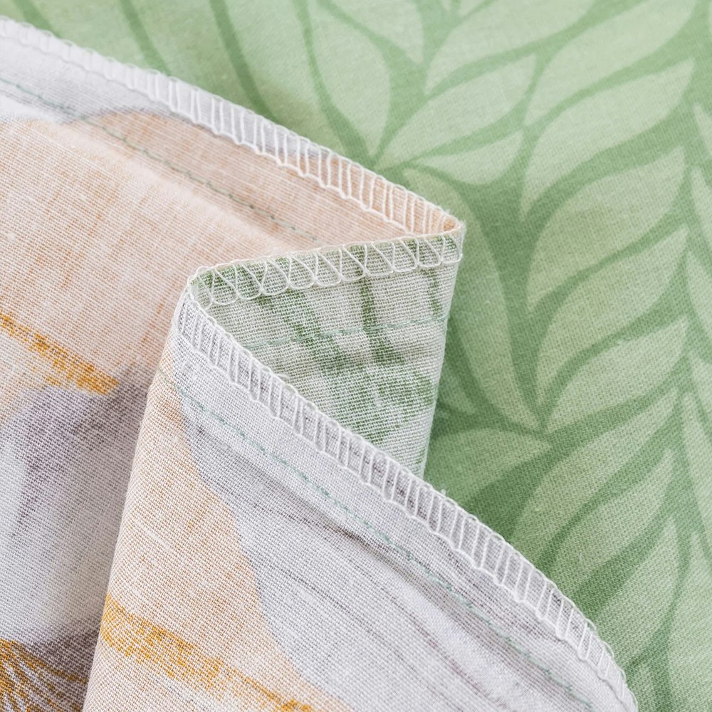 Dreamaker Peach Lily 100% Cotton Reversible Quilt Cover Set